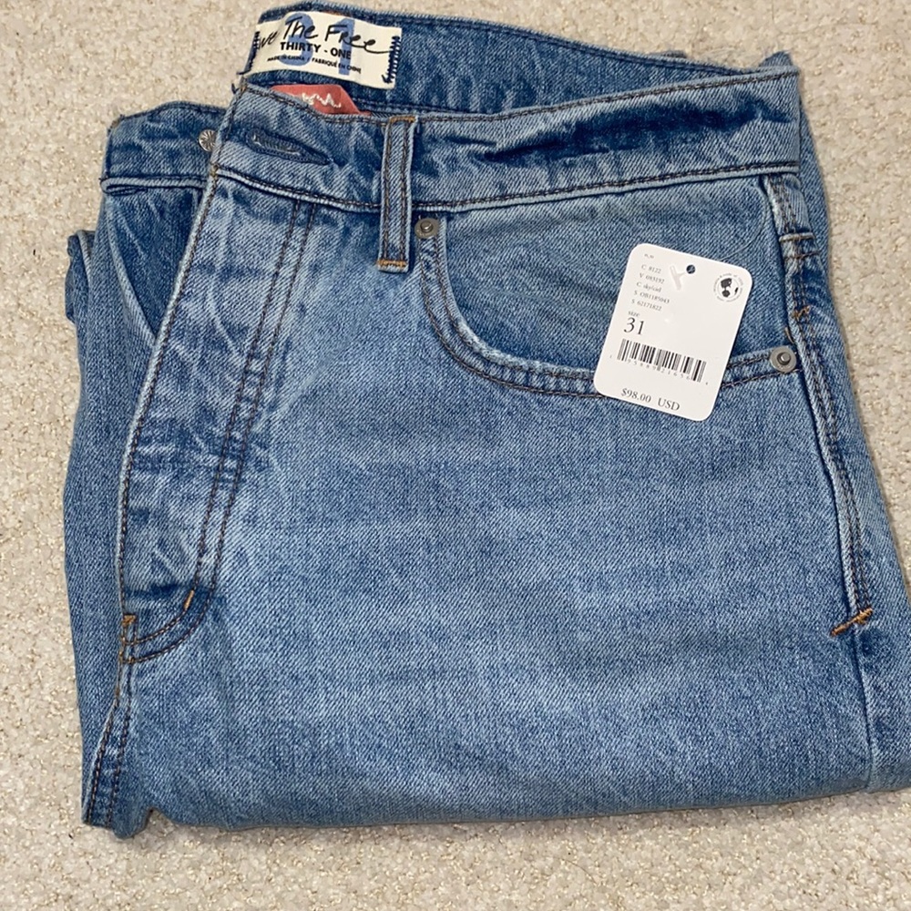 FREE PEOPLE- brand new w tags - high rise blue jeans